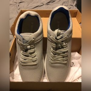 Bruno Marco Mens Shoes Size 8
Item 13